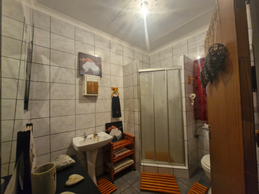 4 Bedroom Property for Sale in Kathu Northern Cape